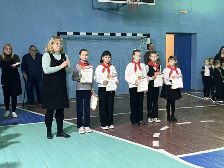 Цереномиал и вырос флага.